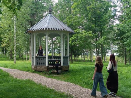 Суворова люблю почти как родного, как Пушкина, например. 06