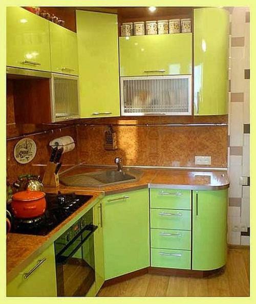 Как обустроить маленькую кухню? 09