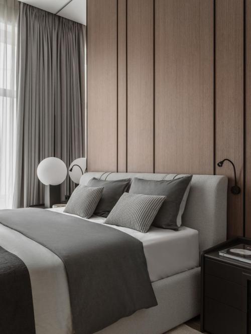 Дерево, авторская мебель и искусство - интерьер с акцентом на детали. 02