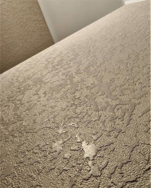 Мы от обоев в прихожке отказались. 05