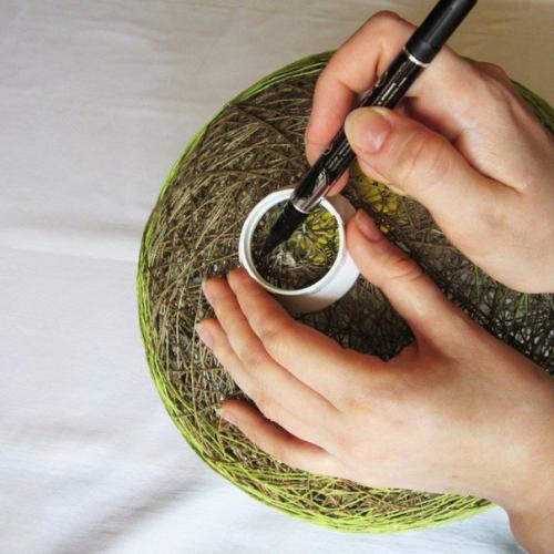 Как сделать абажур из ниток. 07