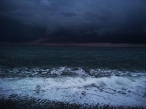 Как бы ты не сопротивлялся, но окончание отпуска неизбежно. 03