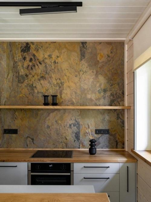 Интерьер частного дома, от которого как-то веет мужским началом. 03