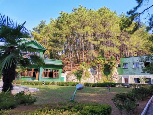 Дача сталина в Абхазии на холодной речке. 02