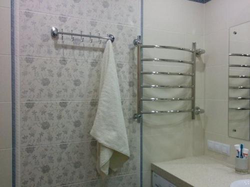 Скромненький ремонтик в ванной. 07