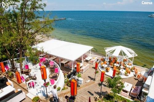 Топ - 10 кафе и ресторанов в Одессе по версии Foursquare. 07