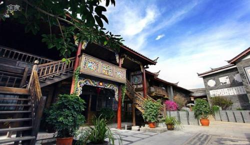 По Китаю.  Гостиницы в Лицзяне. 08