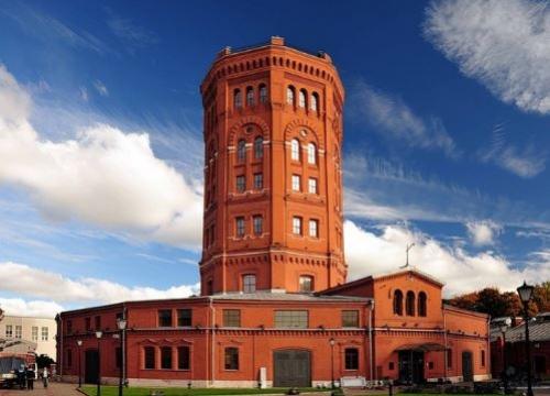 Какого цвета дома в центре Петербурга? 03