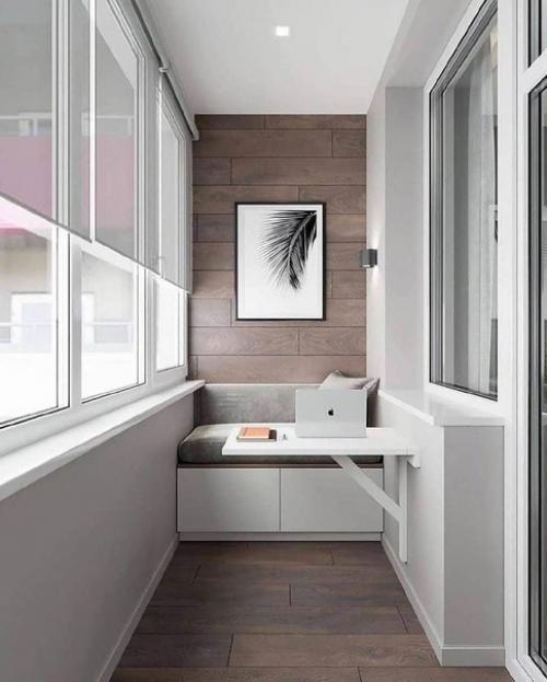 Практичный и удобный вариант обустройства балкона. 01