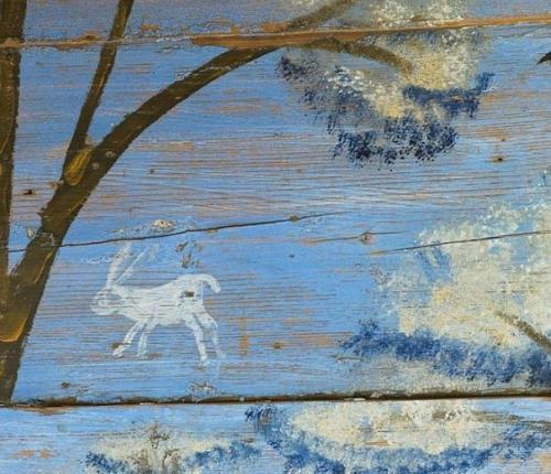 На севере саратовской области в 2009 году был обнаружен крестьянский дом с расписным интерьером, датированным 1910-ми годами. 05