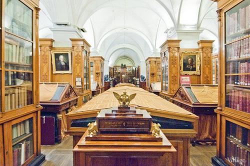 В РНБ для посещения откроют обычно закрытые залы. 01