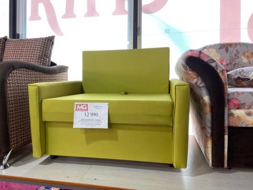 Зеленый цвет в интерьере: модные тенденции и фото - идеи яркой мебели! 07