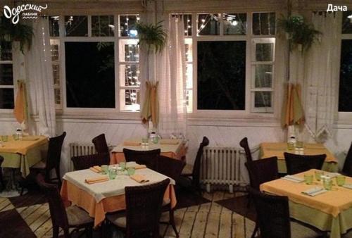 Топ - 10 кафе и ресторанов в Одессе по версии Foursquare. 05