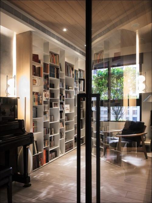 Теплый деревянный дом на Тайване с красивым и уютным уголком для чтения. 02