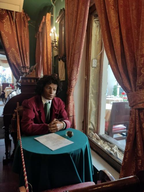 Литературное Кафе на невском проспекте. 05