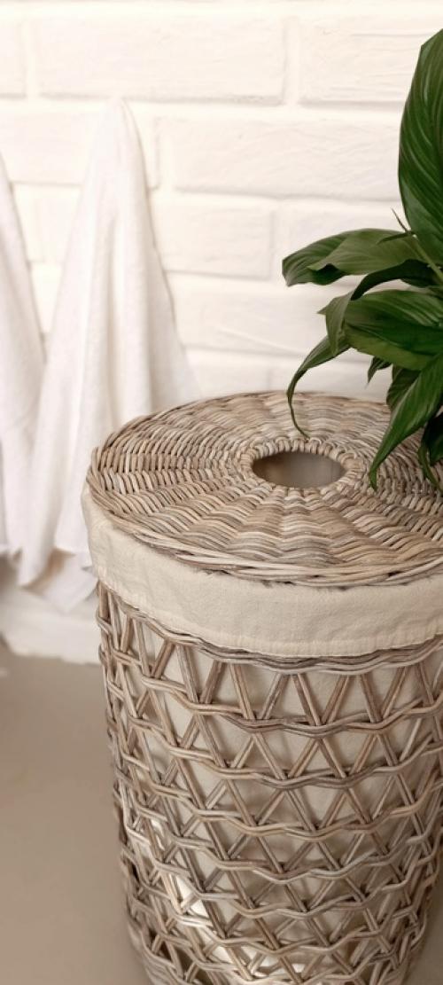 Корзина для хранения белья в ванной комнате, пледов и подушек в спальне, а может игрушек в детской. 08