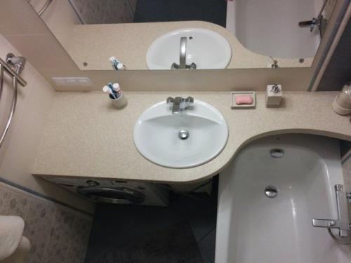 Скромненький ремонтик в ванной. 04