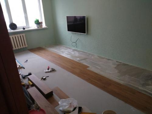 Капитальный ремонт в спальне родителей сделали. 06