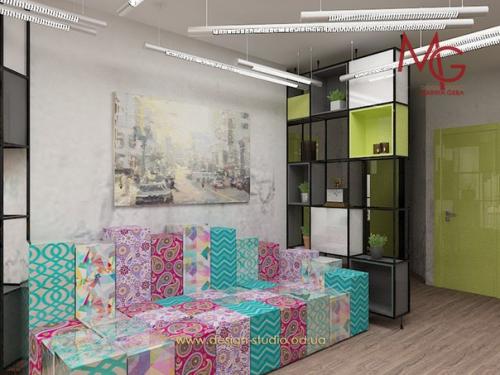 Это жилое помещение, без разделения между гостиной и прихожей, представляет собой удобную и уютную гавань для своих пассажиров. 01