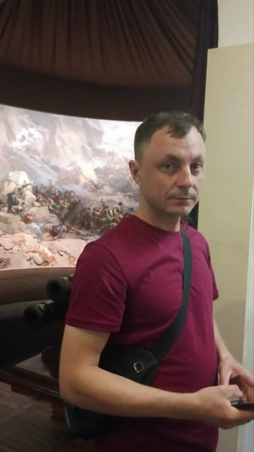 Суворова люблю почти как родного, как Пушкина, например. 04