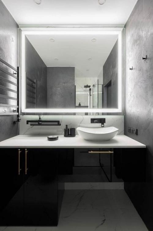 Интерьер студии в темных тонах, с яркими цветовыми акцентами. 06