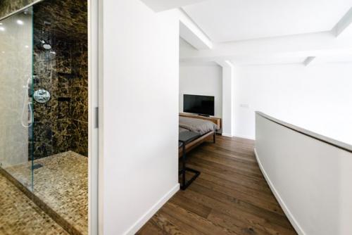 Двухуровневая квартира в Москве от Buro5. 05