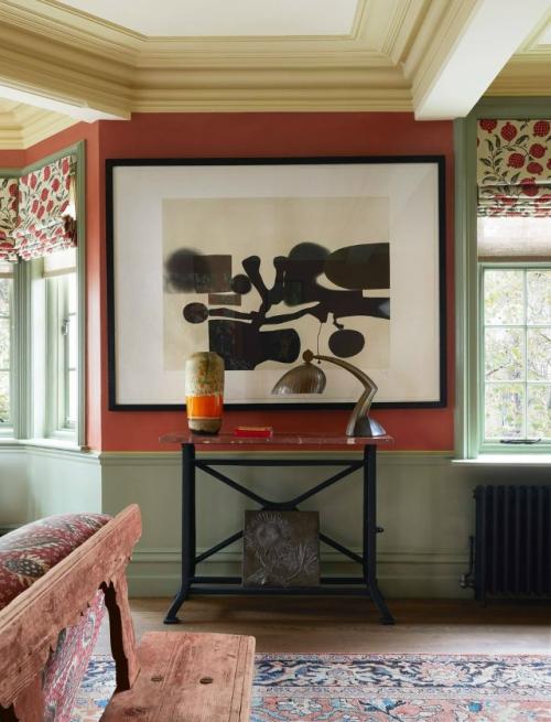 Цветная квартира в Блумсбери отражением богемного духа музейного квартала стала. 02