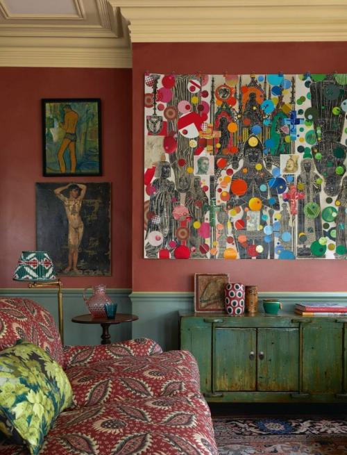 Цветная квартира в Блумсбери отражением богемного духа музейного квартала стала. 06