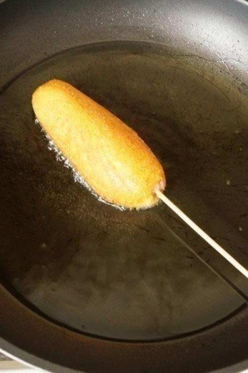 Корн дог (или сосиска в тесте). 04