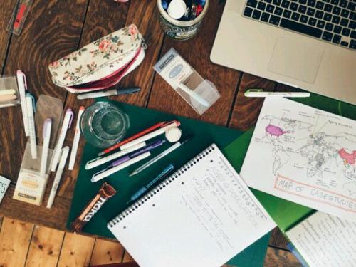 Небольшой список творческих профессий.