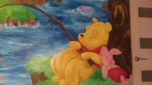 Первый раз настенную роспись попробовала. 02