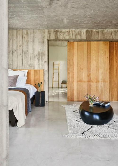 Вилла на ибице стала для хозяйки не только местом отдыха, но и источником вдохновения. 06