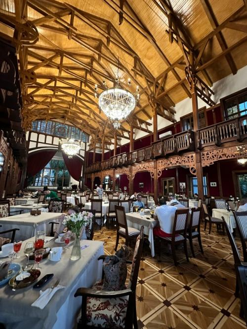 Это был один из самых ярких моих дней рождений, вне дома! 06