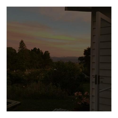 2: 37.  - Ночное одеяние уже было одето на Корею. 07