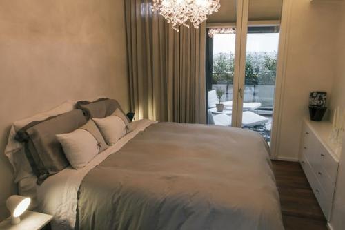 Эта квартира площадью 160 кв. 05