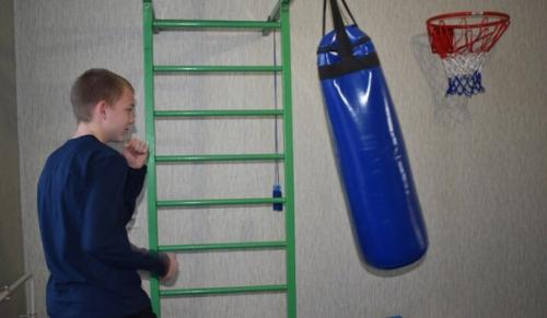 Ольга Орлова взяла на воспитание 5 детей в возрасте 15 лет. 01