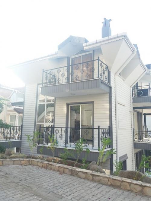 Продам виллу в ичмелере (мармарис, Турция) за 12 000 000 лир / 450 000 долларов. 01