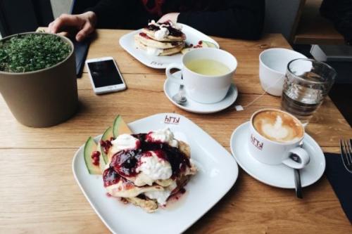 ? 5. Мест для завтрака в Праге? 07