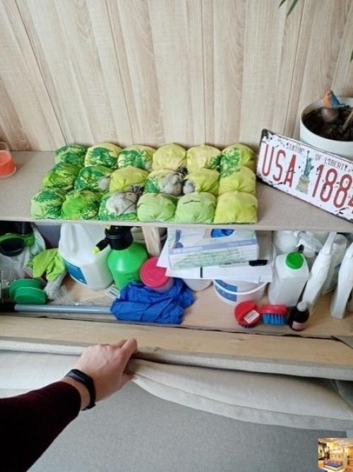 Вот такая интересная идея для балкона. 04