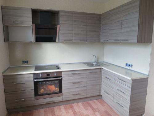 Кухни с фасадами ЛДСП Egger сочетают в себе стиль, простоту и хороший вкус. 02