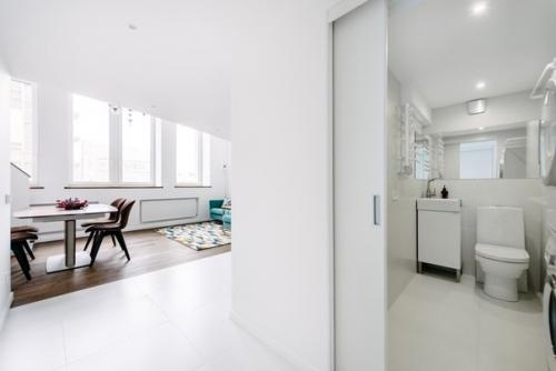 Двухуровневая квартира в Москве от Buro5. 07