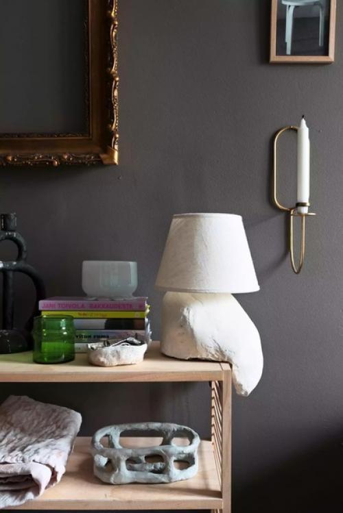 27-Летний парикмахер Йоханнес нашел дом своей мечты в районе харью в Хельсинки. 07