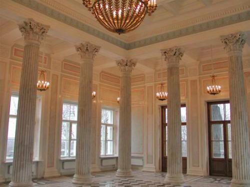 Дворец бельведер в Петергофе. 03