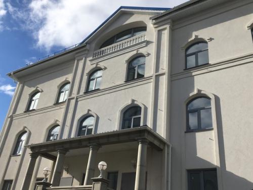 В это невозможно поверить, но в келейном доме начались самые приятные хлопоты. 09