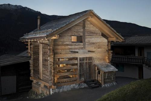 Реконструкция старого амбара в Швейцарии. 08