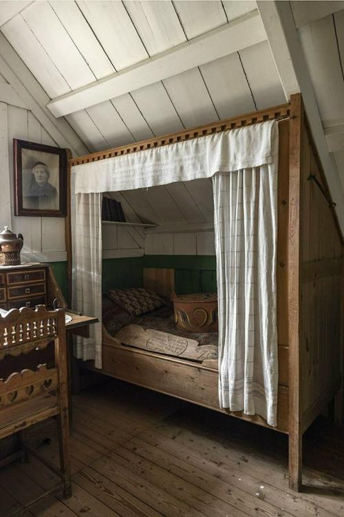 Кровать в НИШЕ. Иногда уют в самых неожиданных решениях кроется. 07 Кровать в НИШЕ. Иногда уют в самых неожиданных решениях кроется. 07