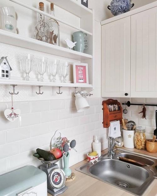 Уютная маленькая кухня, 5, 5 кв. 02