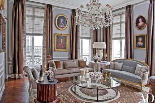 Элегантность и богатство убранства - основные черты, которые отличает интерьер во французском стиле от любого другого дизайна. 01