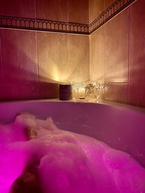 Почему психологи советуют зажигать свечи в доме каждый вечер? 01