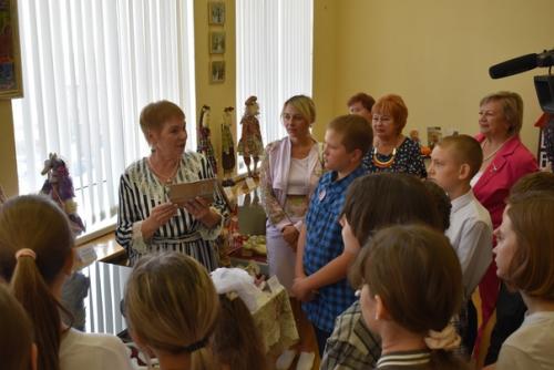 Музейная гостиная О том, что Вдохновляет. 01